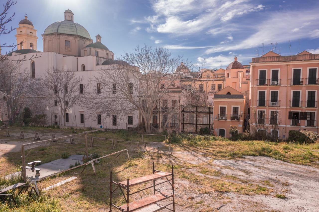 Kuzu Apts - City Center - Wifi Ac Tv Lejlighed Cagliari Eksteriør billede